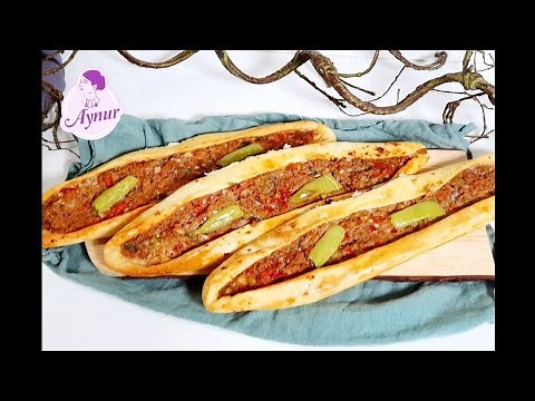 Original Pide recipe with minced meat filling like at the Turkish bakery