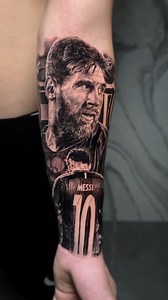 Espero que os guste este tatuaje de Leo Messi que he hecho #messi #tattoo #inked #besttattoos #tatuajes #tattoos #paris #barcelona #miami | Miguel Bohigues
