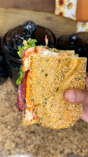 King Crab BLT. If I had a sandwich shop, this would definitely be on the menu. King crab a lil too expensive rn 😭. #foodie #sandwich | Daron The Chef