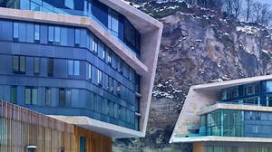 Mozart's Sinfonia Concertante for Violin, Viola, and Orchestra: A Sublime Hybrid