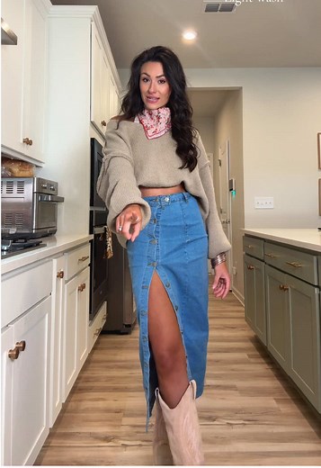 Cautious Denim Skirt Outfits for Fall Fashion