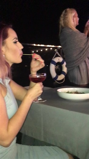 Miron Veronica (@miron.veronica10)’s videos with Apa - The Urs & Shift