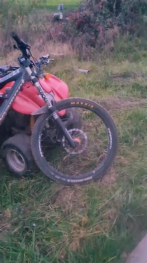 Mtb fahren und trail bauen#mtb#trailbau#dh#deutsch#fyp
