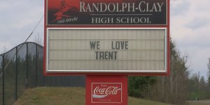 South Ga. communities mourn deaths of two students