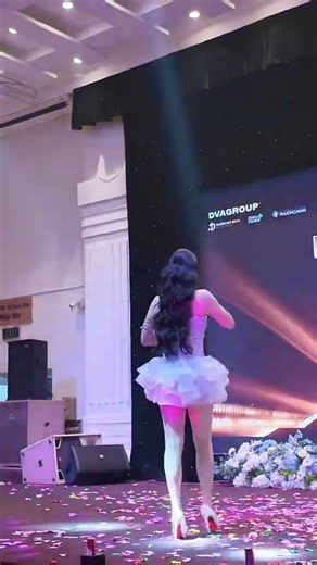 Rồi Từ Ngày Gặp Em Chàng Như Say Đảo Điên...ẢI HỒNG NHAN REMIX - MOCHIII