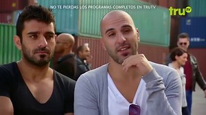 655K views · 15K reactions | Este contenedor está lleno de ropa vintage, pero  también hay bicicletas  y más cosas en la parte de atrás #GuerradeContainers | truTV América Latina | Facebook