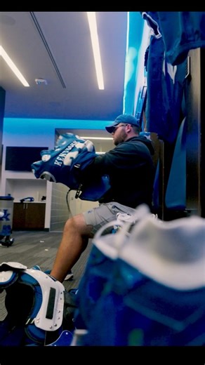 Game ready 🔵⚪️😼 Kick off coming up 🔜 | Kentucky Football