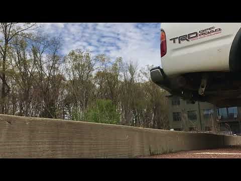 Toyota Tacoma 3.4 Flowmaster Exhaust