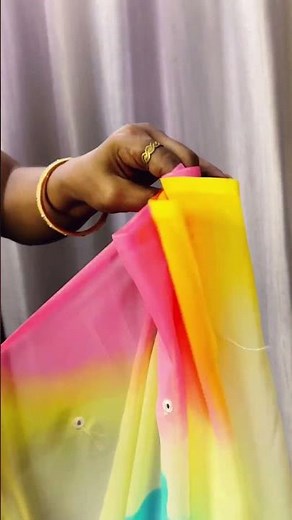 pleats बनाने का तरीक़ा | saree draping tutorial | saree draping trick| #saree #drape #shortsvideo