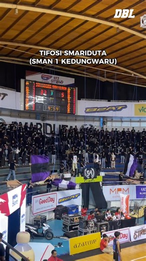 Moji DBL on Instagram: "Kenalin nih, supporter SMAN 1 Kedungwaru (@alleanza54 ) yang menempuh perjalanan 4 jam dari Tulungagung ke Surabaya buat support langsung tim basket putra dan putri SMAN 1 Kedungwaru (SMARIDUTA) bertanding di DBL Arena Surabaya kemarin (30/10 pada babak East Java Championsip. Hadirnya @alleanza54 di DBL Arena ada nya dukungan penuh dari pihak sekolah untuk bisa sampai ke DBL Arena, dan @alleanza54 juga menampilkan 2 koreo sebagai bentuk dukungannya. SMARIDUTA memiliki has