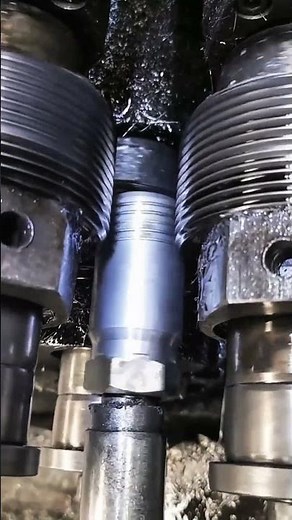 The Thread Rolling Process: Mass-Producing High-Strength Screws