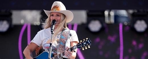 Most People Forget Miranda Lambert Did These 3 Duets, Even Though They Are Incredible