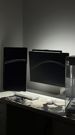 Black and White Gaming Setup Ideas
