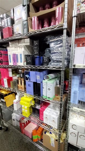 FragranceX has over 12,000 of your favorite brand name scents at the lowest prices shipped directly to your door, no matter where you are! | FragranceX.com