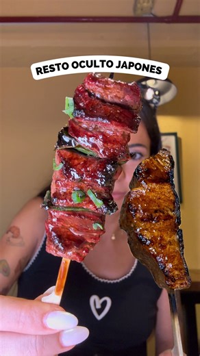 La chica del brunch on Instagram: "RESTAURANTE OCULTO JAPONÉS 💵 POR $15 MIL PESOS PREMIUM 💪🏼🇯🇵 🏯En el nuevo mercado gastronómico asiático lo que muchos no saben: es que abrió uno de los MEJORES restaurantes japoneses que existen! Y es OBLIGATORIO que vayas 🫡 ⭐️4.7 estrellas de reseñas 👉🏼Tienen que ir al primer piso del mercado para conocer @toritori.yakitori 📍Mercat Villa crespo - Thames 747 🔥Los yakitori: so