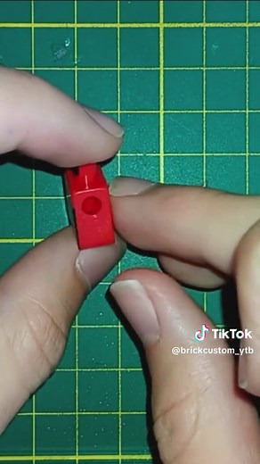 Creating a Custom Deadpool in Lego