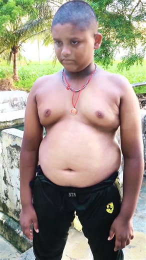 🌊 குளிக்க போலாமா 🤩... twist iruku 💯..🤣..💔 #tamilcomedy #shorts #staentertainment #viral #funny