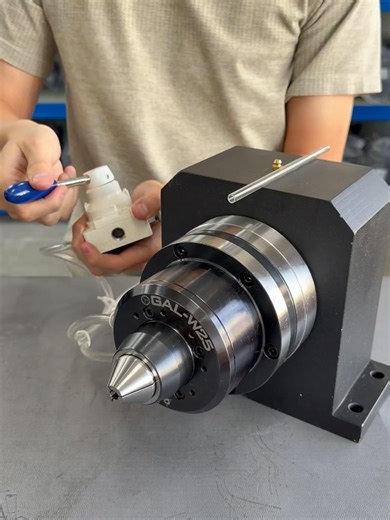 High-Precision Pneumatic Chuck: 0.005mm Accuracy