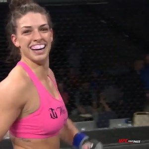 Mackenzie Dern with an impressive finish in Invicta! | UFC Fight Pass