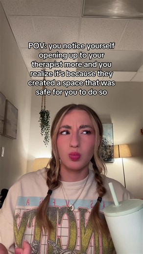 Wait a dang minute!! How did that happen?! 👀🤭 Disclaimer: The content shared on this page is for educational and informational purposes only. It is not a substitute for professional therapy or mental health treatment. #CalgaryTherapist #YYCTherapist #YYCMentalHealth #TherapyTok #MentalHealthMatters Keywords: therapy, alberta, calgary, gen z, counselling, mental health, counselling calgary, therapist calgary