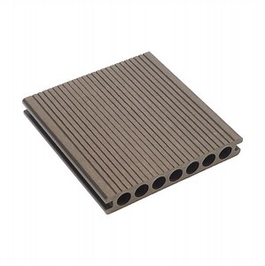 [Hot Item] Premium Co-Extruded WPC Decking for Garden and Pool Areas