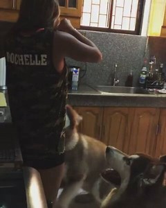 581K views · 362 shares | @Regrann from @rochellepangilinan - The best daily morning routine?ang paginom nila ng vitamins ...good morning! | Rochelle Pangilinan -Rocaholics | Facebook