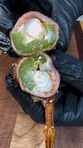 These Jalapeño Shrimp Poppers are a crowd favorite! Tag someone you want to share these with! 📸@boltthrowerbbq | Kamado Joe