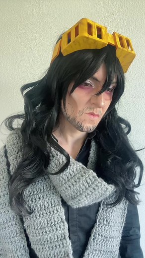 We all love a good tragedy… #kurogiri #oboroshirakumo #oboro #erasercloud #aizawa #eraserhead #aizawacosplay #kurogiricosplay