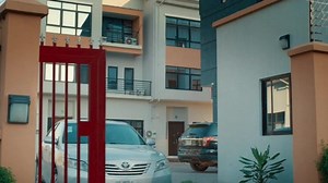 With Airtel SmartTalk, you don't have to be an ìgbòrò. Enjoy calls at a flat rate of 11k /s; N7 access fee on the first call of the day applies. Simply dial *315# to enjoy and #FreeYourMind | Airtel Nigeria