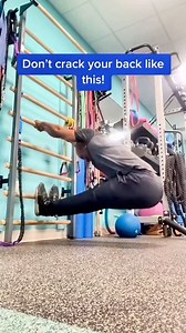 321K views · 3.5K reactions | Stretch Your Back The Proper Way! 朗 #backpainrelief #lowbackpain #backcrack | Physical Therapy Session | Facebook