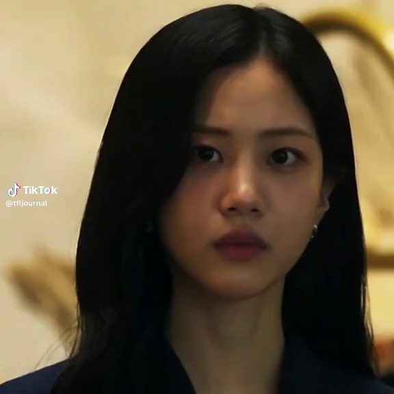 Buried Hearts: A Touching K-Drama Moment