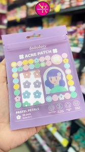 DODODOTS Acne Patch Pastel Petals 20 Dotsแผ่นแปะสิว Hydrocolloid ช่วยดูดซับสิว และปกป้องสิวจากสิ่งสกปรก เพิ่มความน่ารักสดใสและความมั่นใจได้ในทุกโอกาส • มีเทคโนโลยี Hydrocolloid ช่วยดูดซับสิว และปกป้องสิวจากสิ่งสกปรก • สามารถใช้ได้ทั้งกลางวันและกลางคืน • อ่อนโยนต่อผิว ปราศจากสารเคมี #แผ่นแปะสิว #ดูดูดอท #dododot #แผ่นแปะดูดซับสิว #น้องรักบิวตี้มอล | น้องรักบิวตี้มอลขายส่งเครื่องสำอาง