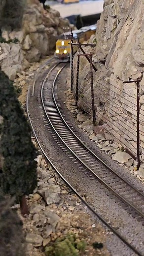 Rock Point . #customtrains #modeltrains #BNSF #amtrak #follow #freighttrain #wyoming #trains #railways_of_our_world #mountains #trb_express #railways #railfannation #uprr #railway #colorado #pocket_rail #railfans_of_instagram #athearn #railfanning #Railroad #train #trainspotting #caterpillar #the_loco_shop #railwayphotography #modeltrain #modelrailroad | Custom-Trains