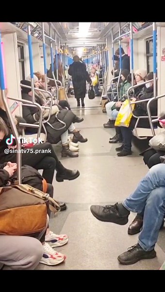 When I have to be at work at 7:00 am and my alarm went off at 6:50😂 #розыгрыш #humor #prank #шутка #laugh #пранк #metro #россия
