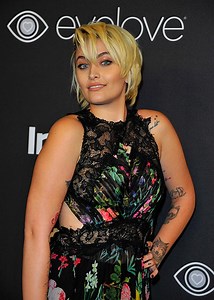 Paris Jackson says her music icon father Michael was murdered - Extra.ie