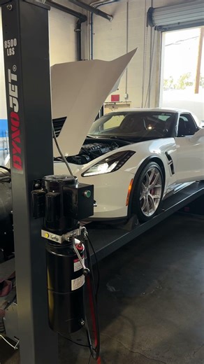C7 grand sport makes 740 whp A&a v3 10 psi of boost