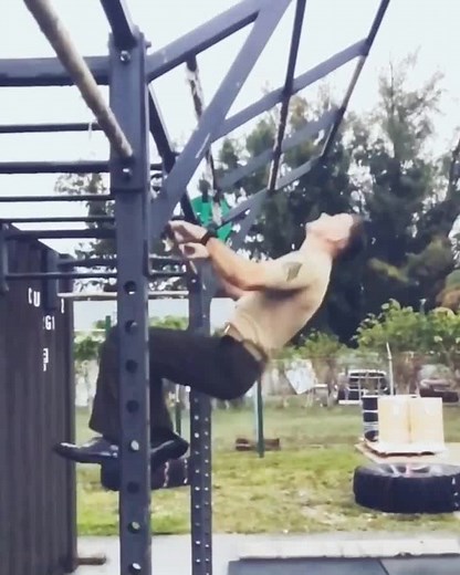 Prevent Shirt Popping with These Fitness Tips