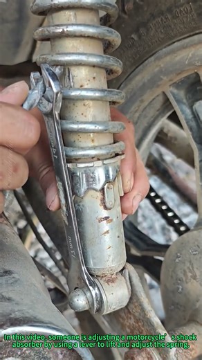Motorcycle Shock Absorber Adjustment: Lever Helps Tighten Spring for Smoother Ride