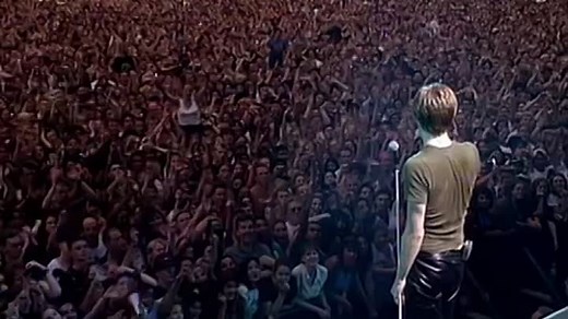 Bryan Adams – Everything I Do (Live At Wembley 1996)