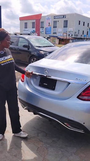 CHEAP SILVER BENZ C300 2015 FOR SALE | Videomap TV