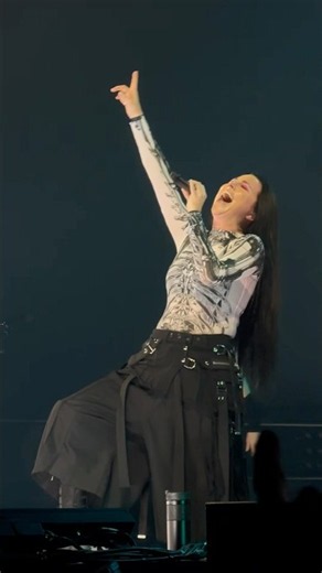 Going Under - Evanescence (Live in Paris 17.09.2026)