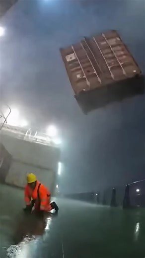 Understanding Ocean Dangers During Storms