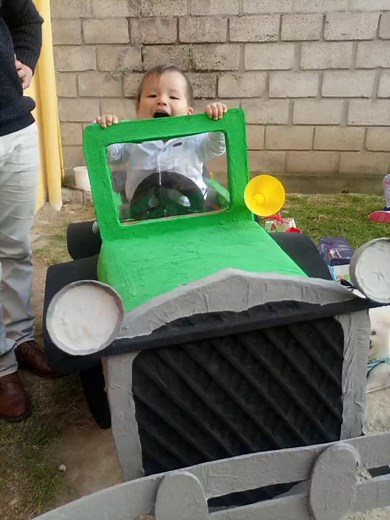 El Carro Bochinchero de Zenón: ¡El Carro Alegórico Perfecto para Cumpleaños!
