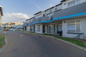 2 Bedroom Apartment / flat for sale in Pollak Park - 2 Saint Andrew Street - Springs - Property24