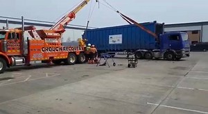 Training day complete. Good to see the Peterbilt in action controlling the cables . Always good to refresh our skills to ensure we are ready once we get that phone call!👌🏻🧡 | Crouch Recovery