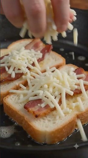 Crispy honey bacon grilled cheese sandwich recipe #sandwich