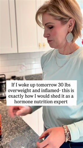 I wouldn’t panic. I wouldn’t crash diet. I wouldn’t sign up for a 6am bootcamp. I’d do exactly what I do now, just with more intention. 1️⃣ I’d protect my sleep like my life depended on it. Because it does. Poor sleep makes you more insulin resistant the very next day. Your hunger hormones go haywire. Cortisol spikes. And your body gets the message to store fat, not burn it. I’m in bed early and up at 4am every single day. Consistency matters more than perfection. 2️⃣ I’d eat enough food, especi