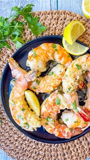 Fresh from the sea to your table 🐟✨ Our Seasonal Seafood Specials are here and loaded with flavor! From wild-caught swordfish and ahi tuna to fresh oysters, mahi mahi, and colossal Mexican shrimp — it’s the perfect week to elevate your meals with restaurant-quality seafood at amazing prices. Stop by and let our team help you pick the perfect catch for dinner tonight! #CaliforniaFreshMarket #SeafoodSpecials #FreshFromTheSea | El Rancho Market