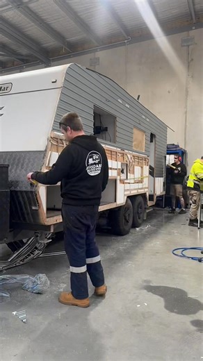 33K views · 308 reactions | Check out how good this new side looks on this island star caravan  replaced due to impact damage  #repair #workshop | Affordable Caravans - Service & Repairs | Facebook