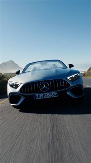 More than just a star reborn. This is the Mercedes-AMG #SL63. With 4MATIC all-wheel drive for confidence in any condition, AMG SPEEDSHIFT MCT 9G for sharp shifts, a driver-focused digital cockpit to keep you comfortable and connected, and a soft-top that transforms the experience into the drive of your dreams in a mere 15 seconds. Can’t explain it. Only feel it. Find out more: https://amg4.me/MercedesAMG_SL_63 #MercedesAMG #AMGThrill #AMGFeeling #SOAMG Mercedes-AMG SL 63 4MATIC | Energieverbrauc